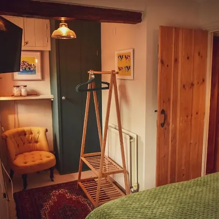 The Folly سيدبرغ